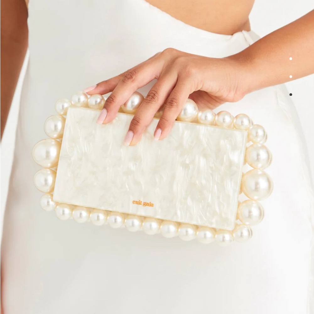 Cult Gaia Eos Clutch in Pearl